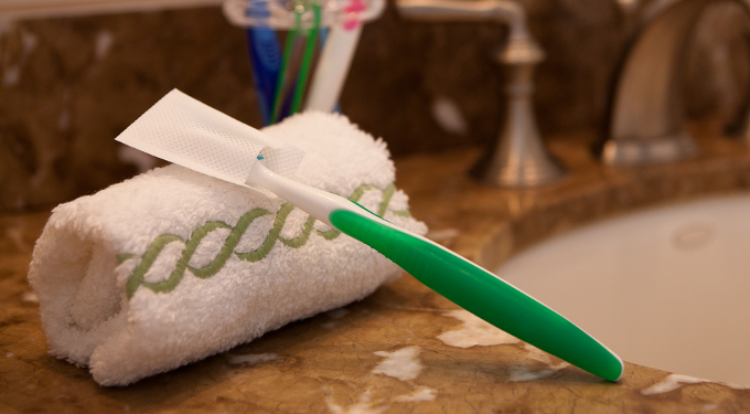 Intelligent Toothbrush Shield